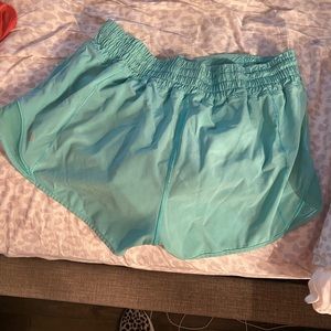 Lululemon hotty hot LR